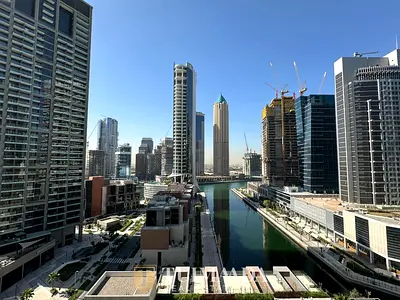 Canal View I Mid Floor I Spacious Layout