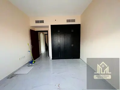 12 CHECK PAYMENT // WEAKEND HOT OFFER \\ FAMILY AREA \\ COVERED PARKING