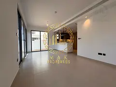Elegant 3bd Town House | Vacant | Near Park