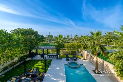 Exclusive | Lake views | Massive Plot