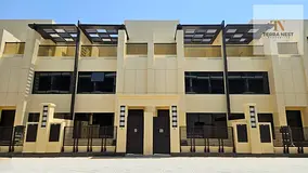 ELEGANT 3 BR TOWNHOUSE | MAID + STORE ROOM | GARDEN + BIG TERRACE