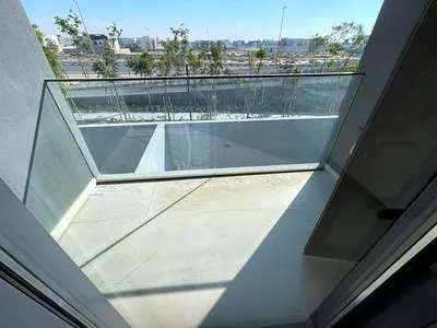 Brand new luxurious spacious latest interior prime location corner villa