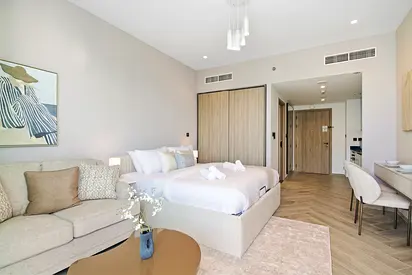 Premium Studio | Khalifa Side View & Canal | Paddle Court with Khalifa view | All Bills Included