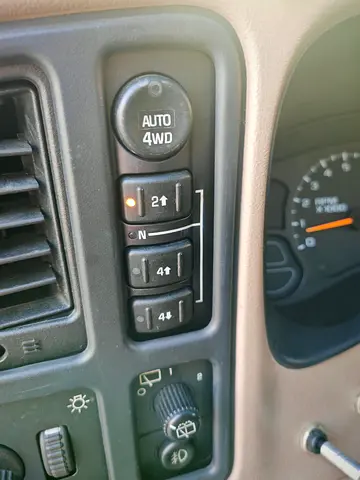 صورة مصغرة 14 لـ 2003 Chevrolet SUBURBAN