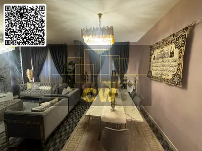 شقة فاخرة مكونة من غرفتي نوم وصالة / مطبخ مغلق / مفروشة بالكامل