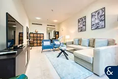Upgraded | Sea Views | Vacant on Transfer