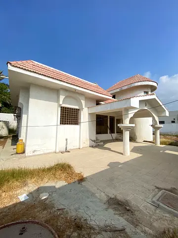 فيلا دور أرضي للبيع في عجمان مشيرف