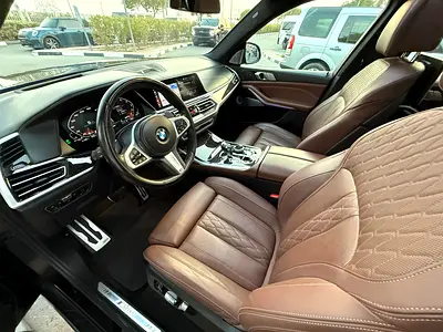 2022 BMW X7 — миниатюра 11