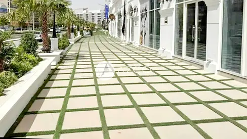 Retail Shop with Outdoor Space | Prime Frontage