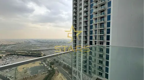 Multiple Cheques Option | High Floor | Semi-Furnished