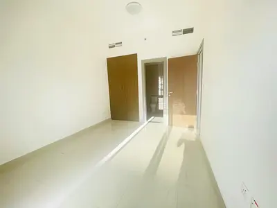 SPACIOUS ONE BEDROOM APARTMENT WITH BALCONY FOR RENT IN WARSAN 4, EXCELLENT LOCATION GREAT PRICE