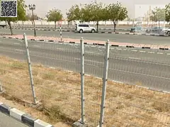 Excellent investment opportunity: commercial land in a prime location.