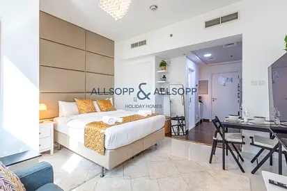 Cosy Studio Apartment in Park Central Business Bay