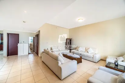 Luxurious Apartment | Sea View | Beachfront