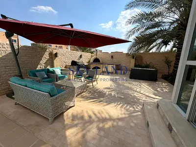 Upgraded | Corner Unit | Huge Garden | Private Pool