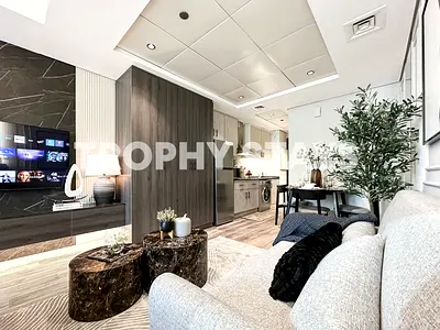 Lake View | Newly Renovated | All Bills Incl