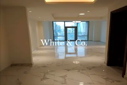 CANAL VIEW | PRIME LOCATION | UNFURNISHED