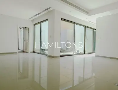 Contemporary Villa | Luxury Community | Resale