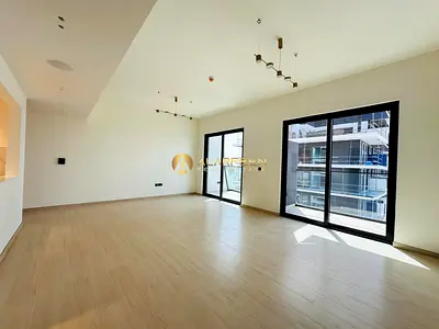 Community View | Mid-high floor | Call Now