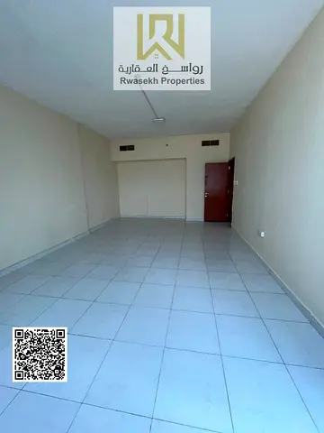 شقة غرفتين وصاله مع ثلاث حماما بمنطقة الراشديه للايجار باطلاله مفتوحه بعجمان