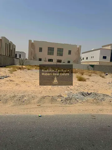 للبيع ارض في الحوشي 10000 قدم سكنية