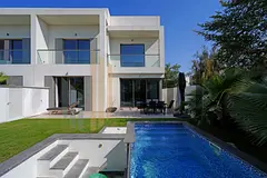 Furnished Townhouse | Corner Unit w/ Private Pool