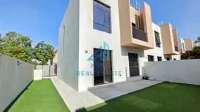 3 BEDROOM TOWNHOUSE IN nasma residence