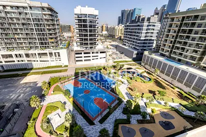 Prestigious Address | Spacious Apt | Park View