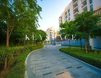 Amenity-Rich Apartment with Open Vistas | Resale
