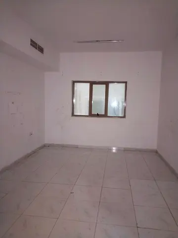 HUGE SIZE ! 2BHK IS GOOD LOCATION JUST 38K AL MAHATTA