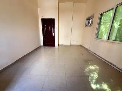 Lavish 1bhk good building near muwailah sharing rent39k