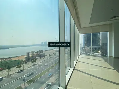 Book Now! Prime and Accessible Office Location