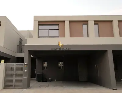 3 + Maids | Closed Kitchen | Bigger layout