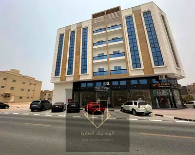 For sale: A distinctive investment building in Al Muwaihat 2 - Ajman  📍 Exceptional location on the main street - Corner 📏 Land area: 10,000 square feet 📅 Age: Only one year and two months - Newly con