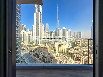 Burj Khalifa View | Premium Layout |Maid Room