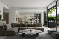 Elegant Townhouse | Private Garden | 2 Balconies