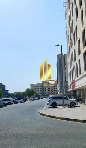 ارض تجاريه زاوية  للبيع في الشارقة منطقة الفلاح