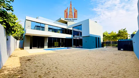 Luxury 5BR Villa With Pool For Rent In Masaar