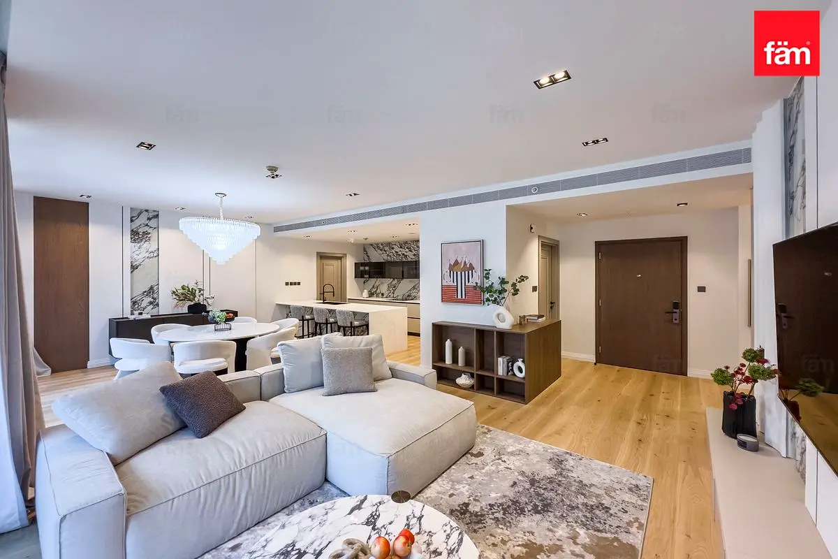 Spacious 2br| Fully Furnished | Prime Location