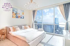 Stunning Sea View: Luxurious Apartment in Al Fattan Marine Tower