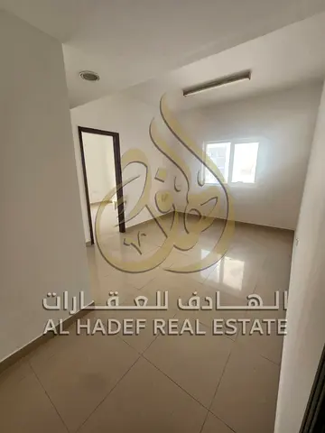 فرصة ذهبية للإيجار في الشارقة – شقة غرفة وصالة بمنطقة التعاون الممزر موقع استراتيجي قريب من دبي بسعر مميز وتسهيلات دفع تصل إلى 6 دفعات