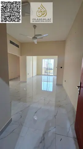 شقة غرفتين وصالة من اكبر المساحات داخل عجمان غرفتين وصالة 3  حمام صالة ومجلس منعزل اول ساكن بالجرف 3 علي شارع الشيخ محمد بن زايد قريب من السوق الصيني