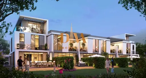 Distress Deal*CORNER unit* L Shape garden*5BHK+maid TH