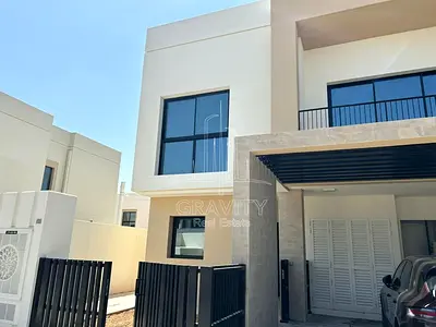 Premium 4BR Townhouse | Expansive Interiors | Exceptional Space