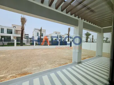 Unfurnished | Vacant | Spacious Layout