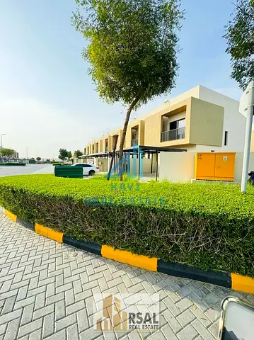🏡✨ منزل تاون هاوس عصري بثلاث غرف نوم في زاوية الشارع | موقع مميز في منطقة نسما | طلب قوي على الإيجار