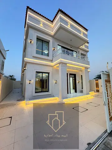 For sale a villa with 5 master rooms, .a council, a hall and a maid's room in Al-Zahia area, a front rebound 28 meters