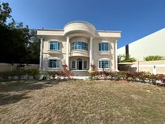 Luxury 5-BR Villa for rent in um Al Shif