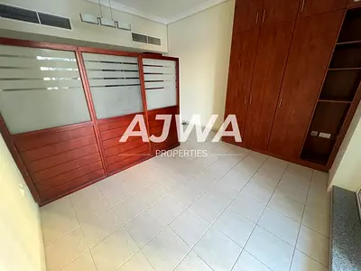 Big and Spacious Studio Apartment | Lake View