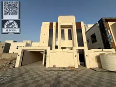 For rent in Al-Haliyo, a villa with 5 master bedrooms, a majlis, a living room, a kitchen, and a mai